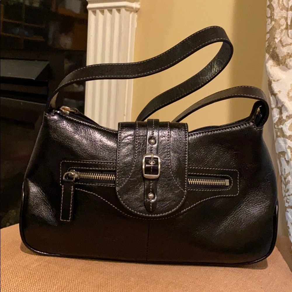 ~Etienne Aigner~ Vintage Black Leather Bag